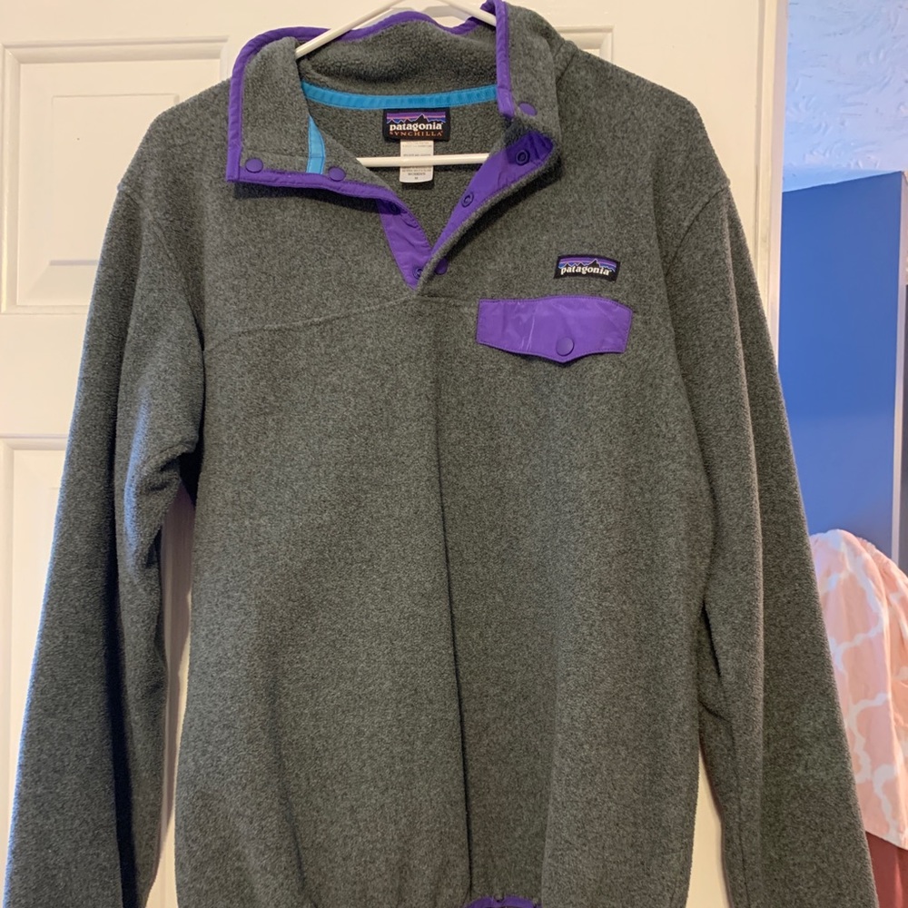 Ladies gray Patagonia